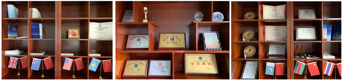 資質(zhì)圖3.jpg 資質(zhì)圖3.jpg